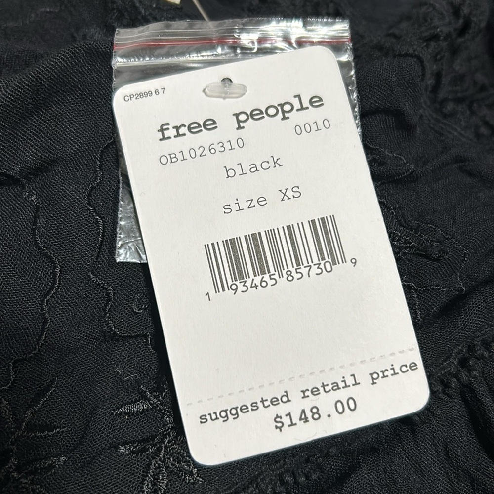 FREE PEOPLE Piece of Your Heart Swing Dress. Versatile, Adorable and Comfy! 👗 - Picture 4 of 7